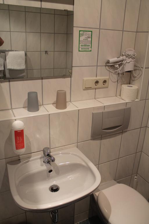 Gasthaus Zur Sonne Freiburg im Breisgau Kültér fotó